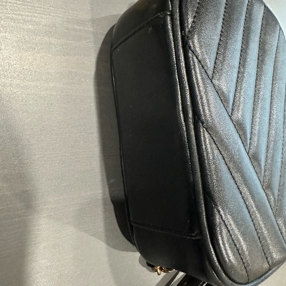 Tory Burch Kiera Small Chevron Leather Bag - Picture 8 of 11